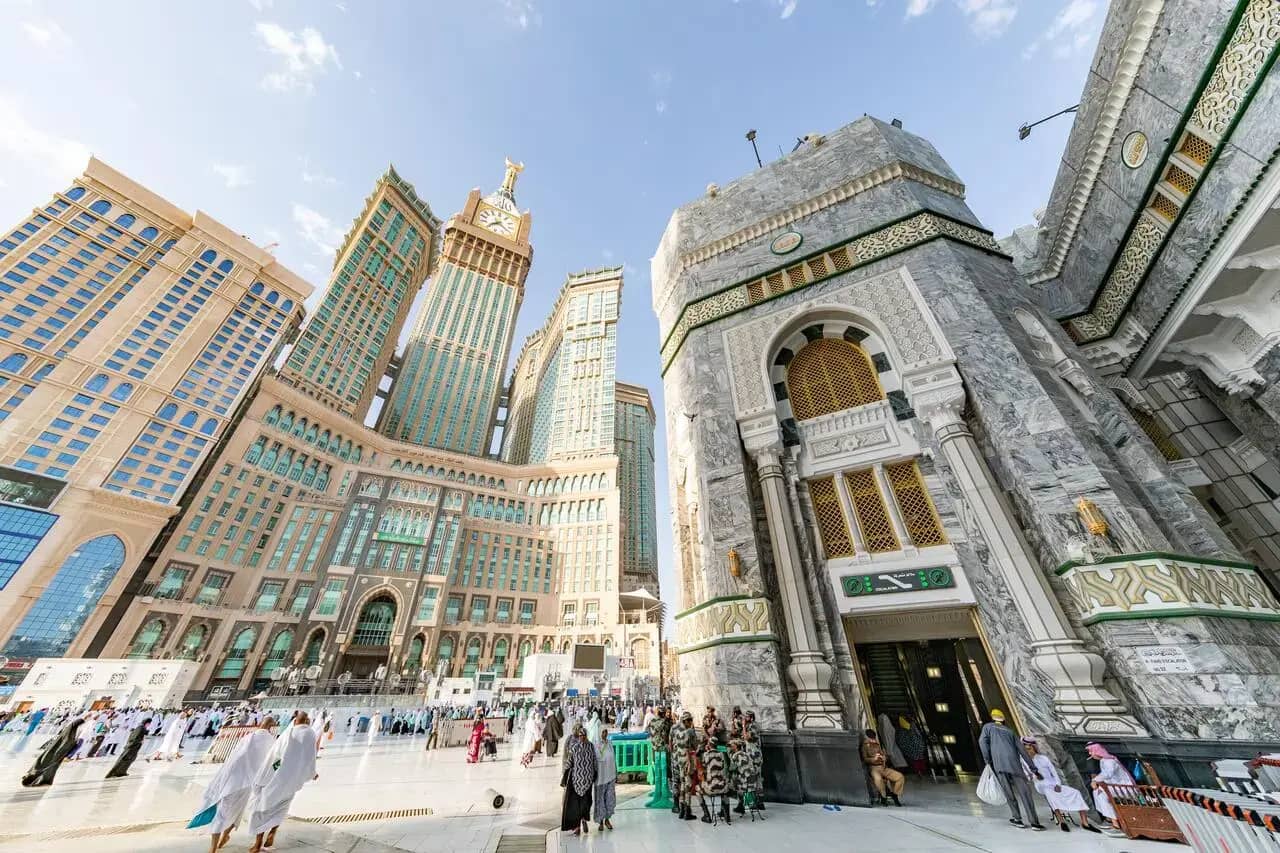 Al Marwa Rayhaan by Rotana